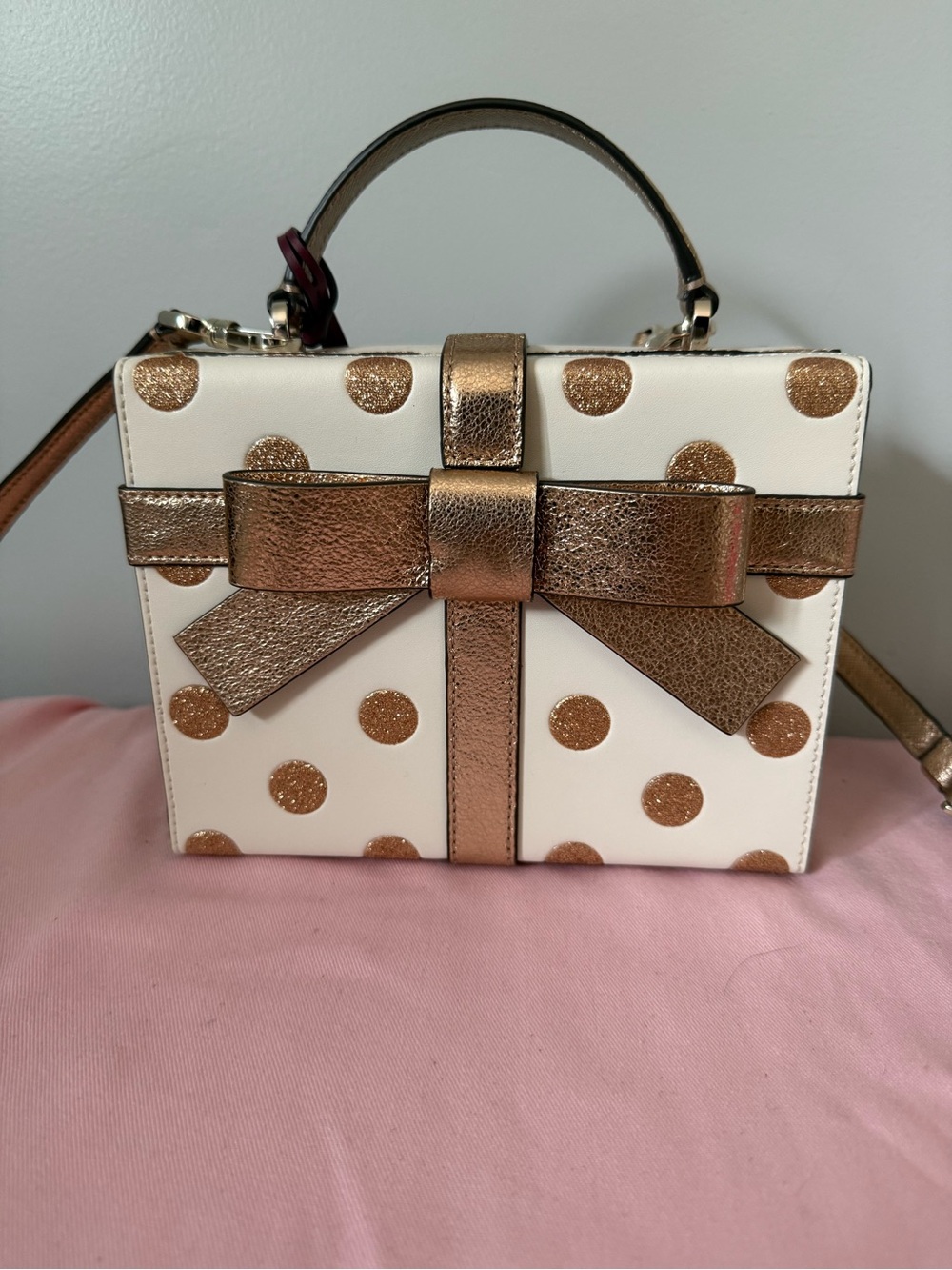 Kate Spade Wrapping Party Gift Box Crossbody